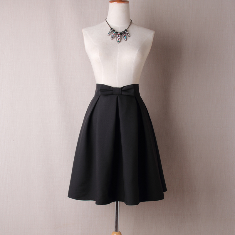 Black High Waist Pleated Knee-Length Midi Skater Skirt with Bow Accent