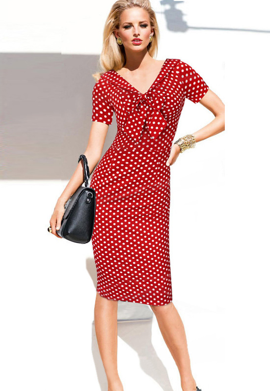 Classy Style for work outfit  Fashion classy, Red outfit, Polka dots outfit
