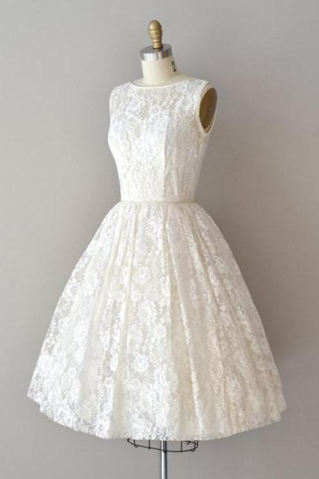 Fashion Lace A Line Short Wedding Dress Jewel Knee Length Bridal Gown